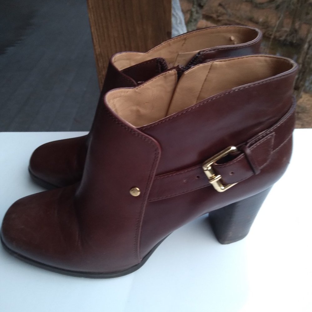 Nine West ankle boots Leather size 6.5 M brown